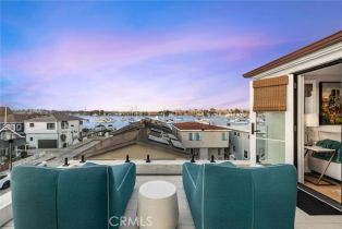 Single Family Residence, 318 Coronado st, Newport Beach, CA 92661 - 34