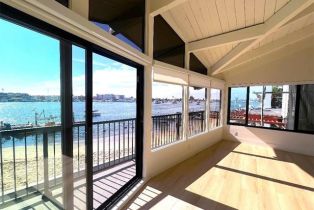 Single Family Residence, 404 Bay Front, Newport Beach, CA 92662 - 5