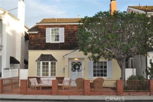 Single Family Residence, 220 Apolena AVE, Newport Beach, CA  Newport Beach, CA 92662