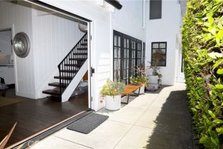 Single Family Residence, 105 Via Ravenna, Newport Beach, CA 92663 - 11