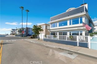 Residential Income, 203 8th St, Newport Beach, CA  Newport Beach, CA 92661