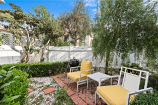 Condominium, 615 Acacia, Corona Del Mar, CA 92625 - 9