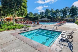 Condominium, 86 Lupari, Irvine, CA 92618 - 32