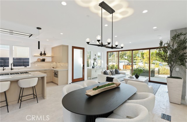 Condominium, 602 Iris avenue, Corona Del Mar, CA 92625 - 1