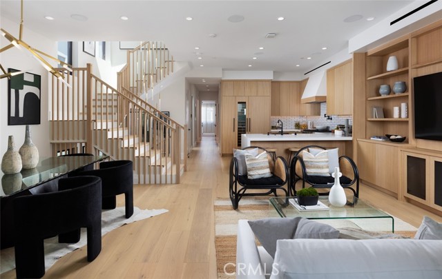 Condominium, 2322 Pacific dr, Corona Del Mar, CA 92625 - 1