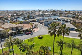 Single Family Residence, 20 Balboa Coves, Newport Beach, CA 92663 - 12