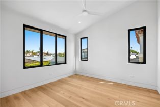 Single Family Residence, 20 Balboa Coves, Newport Beach, CA 92663 - 31