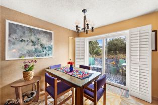 Residential Income, 325 Windward ave, Venice, CA 90291 - 9