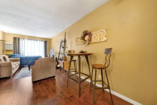 Condominium, 5585 Pacific Coast, Long Beach, CA 90804 - 10