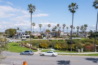 Single Family Residence, 2918 Cliff dr, Newport Beach, CA 92663 - 4