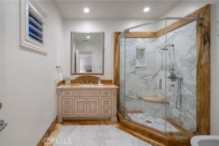 Single Family Residence, 2258 Channel rd, Newport Beach, CA 92661 - 36