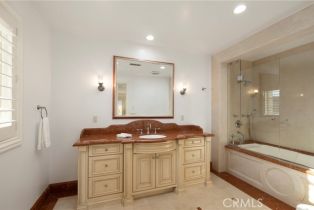 Single Family Residence, 2258 Channel rd, Newport Beach, CA 92661 - 40