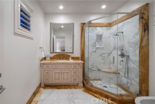 Single Family Residence, 2258 Channel rd, Newport Beach, CA 92661 - 42