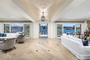 Single Family Residence, 2258 Channel rd, Newport Beach, CA 92661 - 5