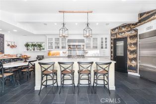 Single Family Residence, 105 Via Waziers, Newport Beach, CA 92663 - 6