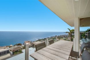 Single Family Residence, 568 Alta Vista way, Laguna Beach, CA 92651 - 2