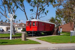 Single Family Residence, 610 Ocean ave, Seal Beach, CA 90740 - 46