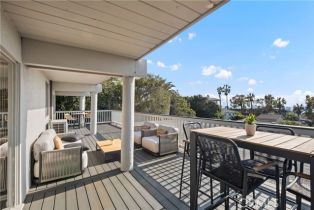 , 404 Loma, Laguna Beach, CA 92651 - 3