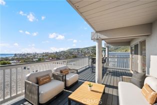 , 404 Loma, Laguna Beach, CA 92651 - 4