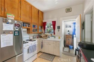 Single Family Residence, 2520 6th st, Long Beach, CA 90814 - 10