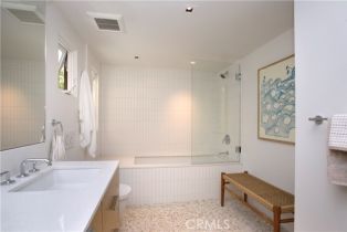 Single Family Residence, 1944 Ocean way, Laguna Beach, CA 92651 - 13