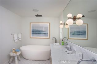 Single Family Residence, 1944 Ocean way, Laguna Beach, CA 92651 - 17