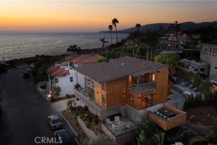 Single Family Residence, 1944 Ocean way, Laguna Beach, CA 92651 - 3