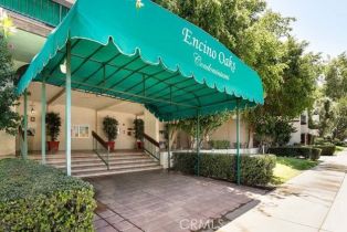 Condominium, 5460 White Oak, Encino, CA 91316 - 2