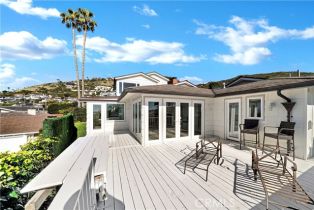 Single Family Residence, 8 Vista De La Luna, Laguna Beach, CA 92651 - 16