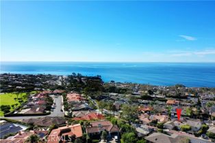 Single Family Residence, 8 Vista De La Luna, Laguna Beach, CA 92651 - 3