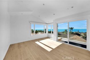 Single Family Residence, 8 Vista De La Luna, Laguna Beach, CA 92651 - 32