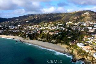 Single Family Residence, 8 Vista De La Luna, Laguna Beach, CA 92651 - 41