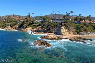 Single Family Residence, 8 Vista De La Luna, Laguna Beach, CA 92651 - 47