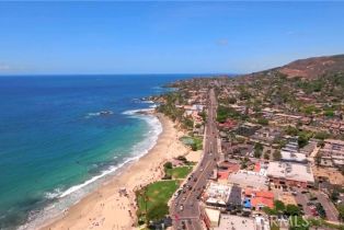 Single Family Residence, 8 Vista De La Luna, Laguna Beach, CA 92651 - 48