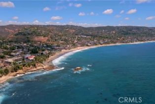 Single Family Residence, 8 Vista De La Luna, Laguna Beach, CA 92651 - 50