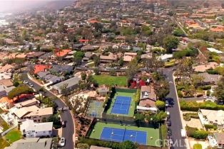 Single Family Residence, 8 Vista De La Luna, Laguna Beach, CA 92651 - 54