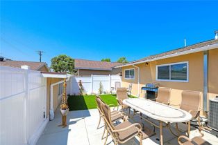 Single Family Residence, 18091 Newland st, Huntington Beach, CA 92646 - 9