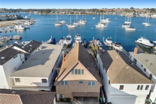 Single Family Residence, 211 Edgewater ave, Newport Beach, CA 92661 - 10