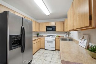 Condominium, 409 Utica ave, Huntington Beach, CA 92648 - 8