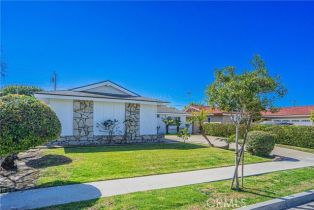 Single Family Residence, 6202 Shelly dr, Huntington Beach, CA 92647 - 4