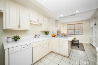 Condominium, 5142 Warner, Huntington Beach, CA 92649 - 12