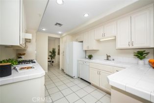 Condominium, 5142 Warner, Huntington Beach, CA 92649 - 9