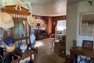 Single Family Residence, 1842 Pine st, Huntington Beach, CA 92648 - 4