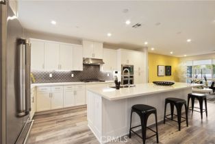 Condominium, 107 Schick, Irvine, CA 92614 - 4