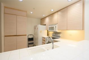 Condominium, 2233 Martin, Irvine, CA 92612 - 5