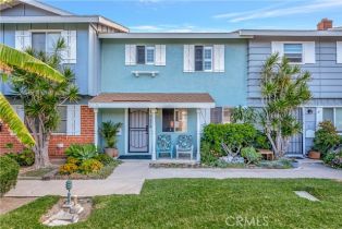 Condominium, 10236 Holburn dr, Huntington Beach, CA 92646 - 3