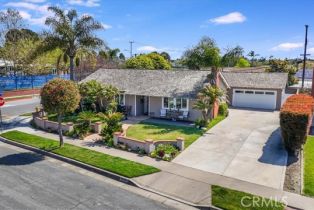 Single Family Residence, 17692 Flintstone LN, Huntington Beach, CA  Huntington Beach, CA 92647