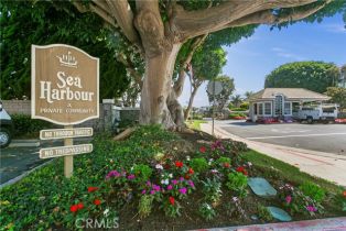 Condominium, 16865 Bluewater ln, Huntington Beach, CA 92649 - 11