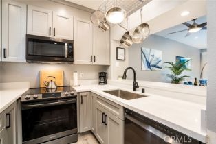 Condominium, 20191 Cape Coral ln, Huntington Beach, CA 92646 - 8