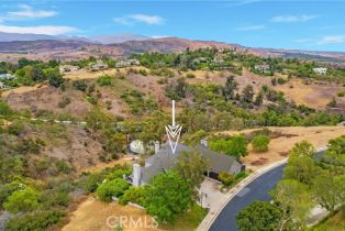 Single Family Residence, 10202 Saint Cloud ln, North Tustin, CA 92705 - 31